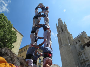 Temps de Flors 2018. Diada Castellera a la pla&ccedil;a de Sant Feliu amb els Marrecs de Salt, els Xics de Granollers, i els Sagals d�Osona