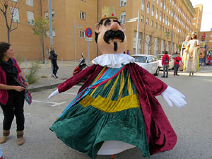 Fires 2018. 37a. Trobada de Gegants de Fires de Sant Narc&iacute;s. La cercavila