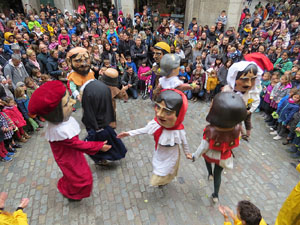 Fires 2018. Passejada amb els capgrossos de la ciutat i Fal·lera Gironina