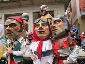 Fires 2018. Passejada amb els capgrossos de la ciutat i Fal·lera Gironina