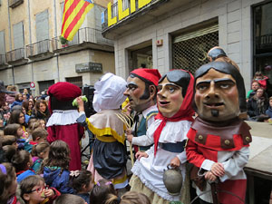 Fires 2018. Passejada amb els capgrossos de la ciutat i Fal·lera Gironina