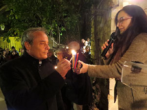 Nadal 2018 a Girona. Encesa de les llums de Hanukkà al pati dels Rabins