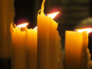 Nadal 2018 a Girona. Encesa de les llums de Hanukkà al pati dels Rabins