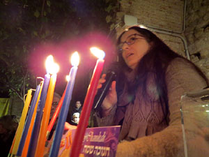 Nadal 2018 a Girona. Encesa de les llums de Hanukkà al pati dels Rabins