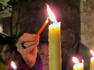 Nadal 2018 a Girona. Encesa de les llums de Hanukkà al pati dels Rabins