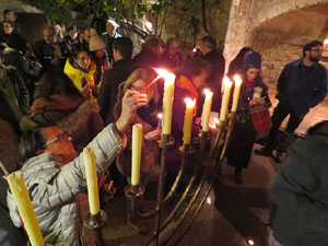 Nadal 2018 a Girona. Encesa de les llums de Hanukkà al pati dels Rabins