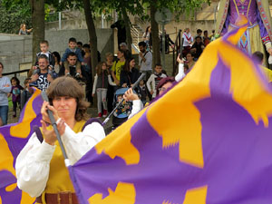 Fires de Sant Narc&iacute;s 2018. Toc de rams. Canvi dels rams de flors de les gegantes de Girona