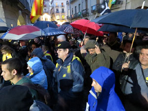 Concentració de suport als CDR's i rebuig per les detencions a la plaça del Vi