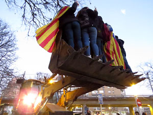 21F Vaga general. La manifestaci&oacute; m&eacute;s gran de la hist&ograve;ria de Girona, amb 70.000 participants