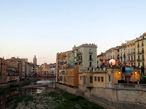 Festival Strenes 2019. Concert inaugural al terrat del punt d'Informaci&oacute; de la Rambla, a c&agrave;rrec d'Oques Grasses