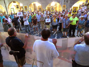 Concentraci&oacute; a la pla&ccedil;a del Vi per la independ&egrave;ncia i la llibertat dels presos pol&iacute;tics