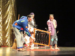 Festivals de Girona. FITAG 2019 - 'Tinto coraz&oacute;n'. Espectacle interpretat per la companyia 'Situaci&oacute;n Pa&iacute;s' de Valparaiso, Xile