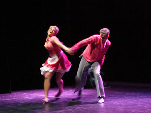 Festivals de Girona. FITAG 2019 - '8 wires or 1 reason of love'. Espectacle interpretat per la companyia 'Student Dance and Plastic Theatre Oler' de Moscou