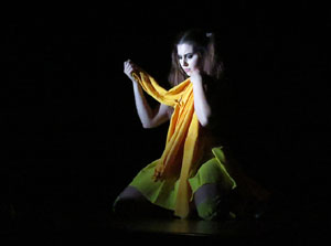 Festivals de Girona. FITAG 2019 - '8 wires or 1 reason of love'. Espectacle interpretat per la companyia 'Student Dance and Plastic Theatre Oler' de Moscou