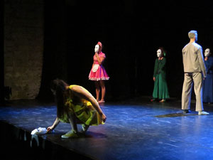 Festivals de Girona. FITAG 2019 - '8 wires or 1 reason of love'. Espectacle interpretat per la companyia 'Student Dance and Plastic Theatre Oler' de Moscou