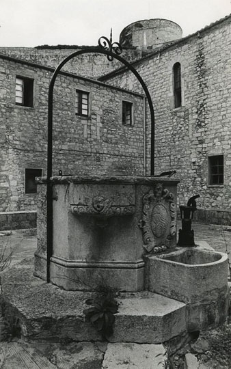 Claustre de la cisterna. 1988