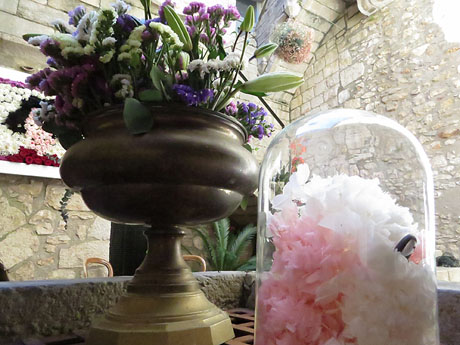 Temps de Flors 2019. Instal·lacions i muntatges florals al pati de la Casa Boadas Formiga