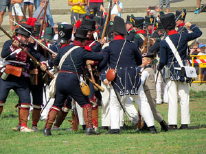 XII Festa Reviu els Setges Napole&ograve;nics de Girona. Recreaci&oacute; d'una batalla napole&ograve;nica al Parc de les Ribes del Ter