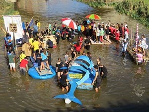 Fires 2019. 8a. Baixada d'Andròmines pel riu Onyar del segle XXI