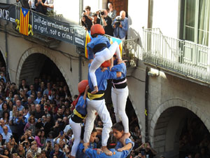 Fires 2019. La Diada Castellera a la pla&ccedil;a del Vi, amb els Marrecs de Salt, els Capgrossos de Matar&oacute; i els Minyons de Terrassa
