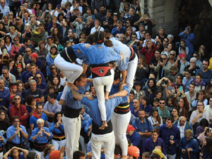 Fires 2019. La Diada Castellera a la pla&ccedil;a del Vi, amb els Marrecs de Salt, els Capgrossos de Matar&oacute; i els Minyons de Terrassa