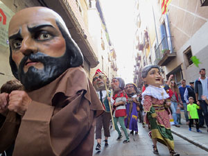 Fires 2019. Passejada amb els capgrossos de la ciutat i Fal·lera Gironina