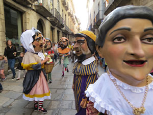 Fires 2019. Passejada amb els capgrossos de la ciutat i Fal·lera Gironina