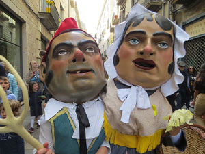 Fires 2019. Passejada amb els capgrossos de la ciutat i Fal·lera Gironina