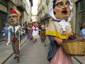 Fires 2019. Passejada amb els capgrossos de la ciutat i Fal·lera Gironina