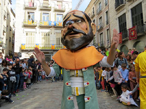 Fires 2019. Passejada amb els capgrossos de la ciutat i Fal·lera Gironina