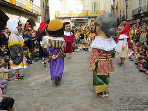 Fires 2019. Passejada amb els capgrossos de la ciutat i Fal·lera Gironina