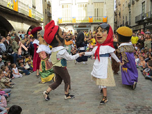 Fires 2019. Passejada amb els capgrossos de la ciutat i Fal·lera Gironina