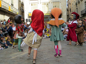 Fires 2019. Passejada amb els capgrossos de la ciutat i Fal·lera Gironina