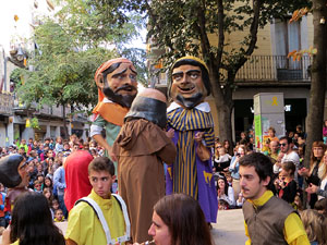 Fires 2019. Passejada amb els capgrossos de la ciutat i Fal·lera Gironina