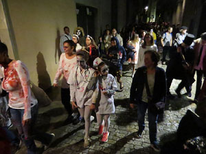 Fires 2019. 8a. Zombie Walk de Girona dins el festival Acocollona't