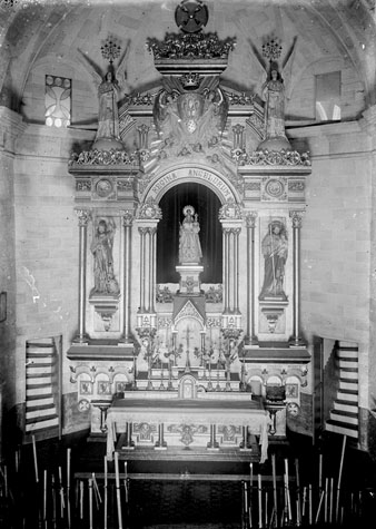La Mare de Déu del Remei, al seu altar de l'església de Sant Pere de Galligants. 1920-1936