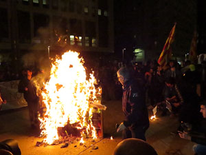 Concentració de protesta contra la presència de Felip VI a Catalunya a la plaça de l'U d'octubre