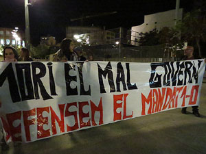 Concentraci&oacute; de protesta contra la pres&egrave;ncia de Felip VI a Catalunya a la pla&ccedil;a de l'U d'octubre