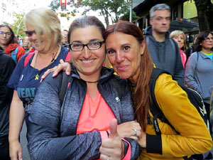 Sortida de la columna de la Marxa per la Llibertat des de la pla&ccedil;a de l'1 d'octubre de 2017 de Girona