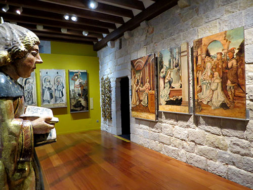 Sala del retaule de Sant Feliu de Girona