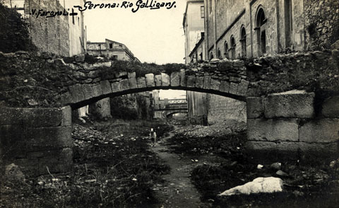 El pont sobre el Galligants. 1902-1940