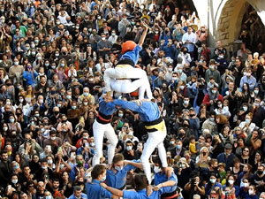 Fires de Sant Narc&iacute;s 2021. Diada castellera amb Marrecs de salt, Minyons de Terrassa i Capgrossos de Matar&oacute;