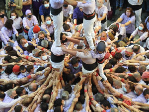Fires de Sant Narc&iacute;s 2021. Diada castellera amb Marrecs de salt, Minyons de Terrassa i Capgrossos de Matar&oacute;