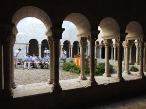 Festa Major de Sant Daniel 2022 - Ballada de la Sardana de les monges al claustre del Monestir de Sant Daniel