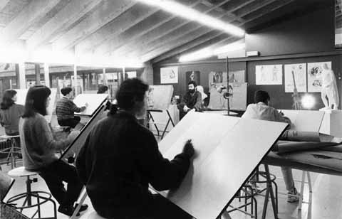 Classe de dibuix amb Vicenç Huedo al Centre Cultural la Mercè. 1990