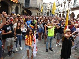 Diada Nacional 2023. Concentraci&oacute; a la pla&ccedil;a del Vi