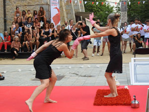 Festival Fitag 2023. Espectacle inaugural: Descria-les, de Tr&agrave;fec Teatre