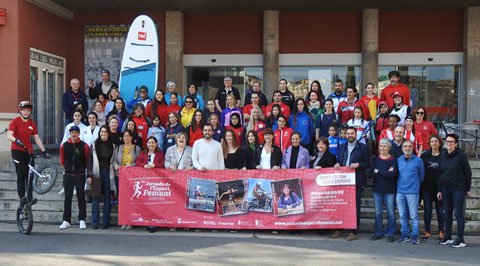 Foto de grup amb representants de les federacions