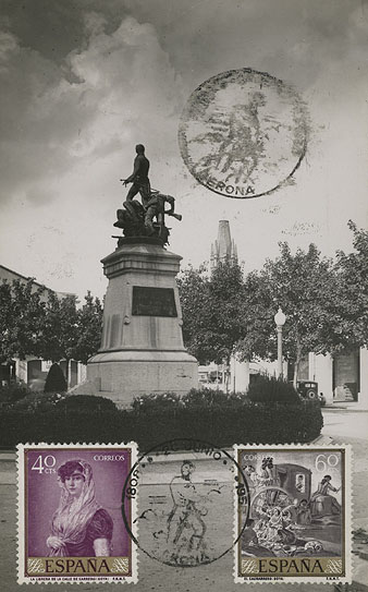 Postal de la plaça de la Independència. El matasegells reprodueix l'estàtua d'Álvarez de Castro. 1940