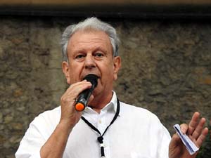 Bateig i estrena del gegantó La Lleona